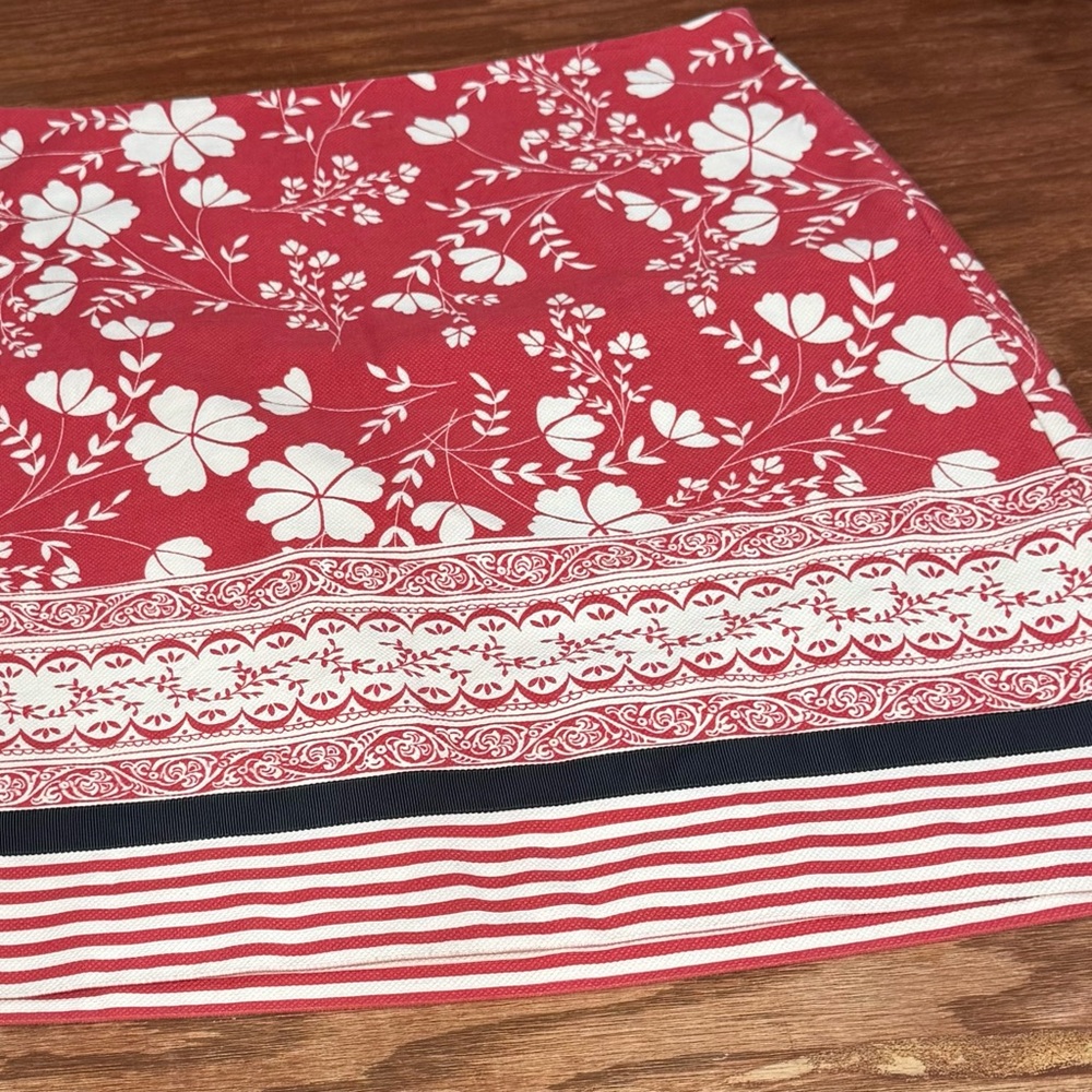 LOFT Red and White Floral Skirt
